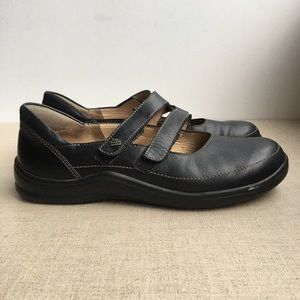 Finn Comfort Women EU 39 Black Leather Mary Jane's